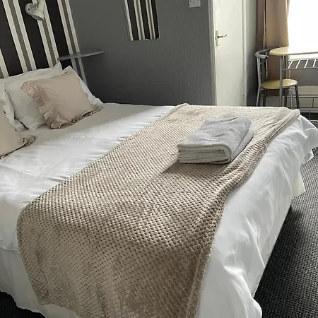 Somerville Hotel-2