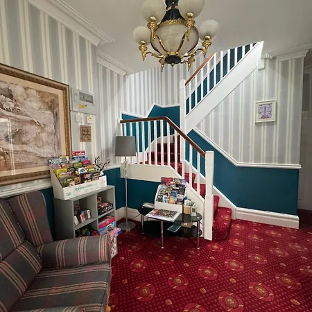 Rossdene House-2