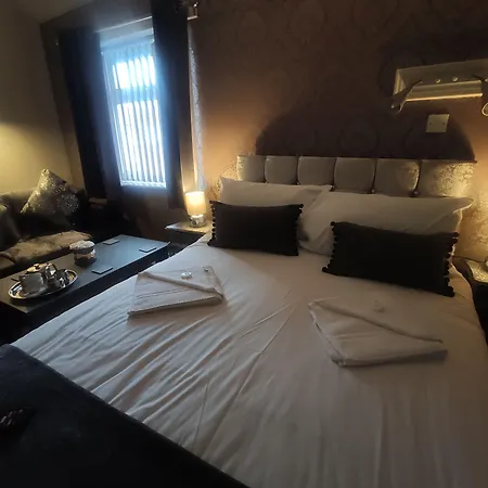 Mardi Gras Hotel-2