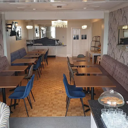 Hotel242-2