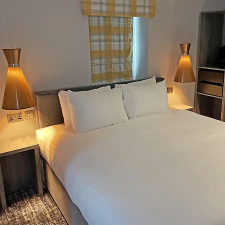 1820 Boutique Rooms & Suites-2