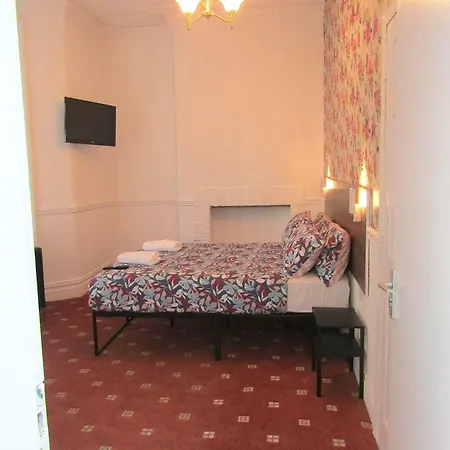 Belroy Hotel-2