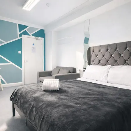 Best Deal - Kings Hotel-3