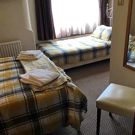 Kirkstall Guest House-2