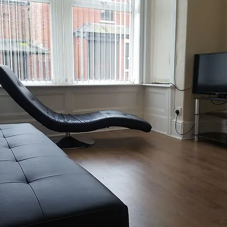 Blackpoolholidaylets Charles Street-3