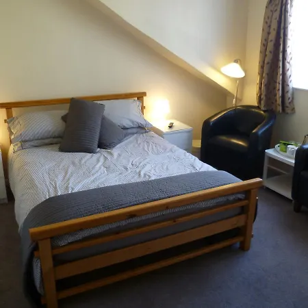 Number Twenty-Five Guesthouse-2