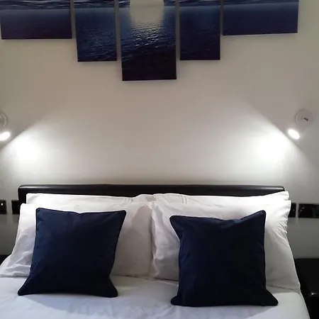 Sunrise Avenue Hotel-2
