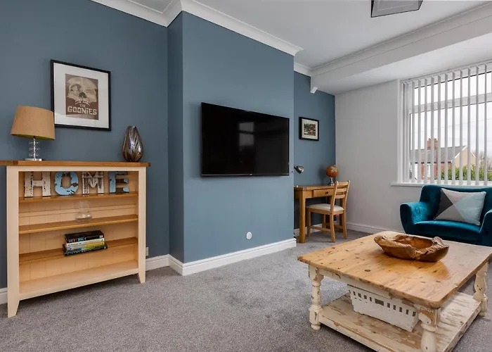 Hillside House - 2 Bedrooms Parking Wi-Fi Hospital Blackpool