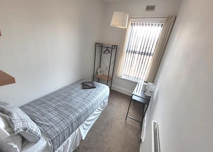 Regent House Holiday Home - Blackpool Resort Collection