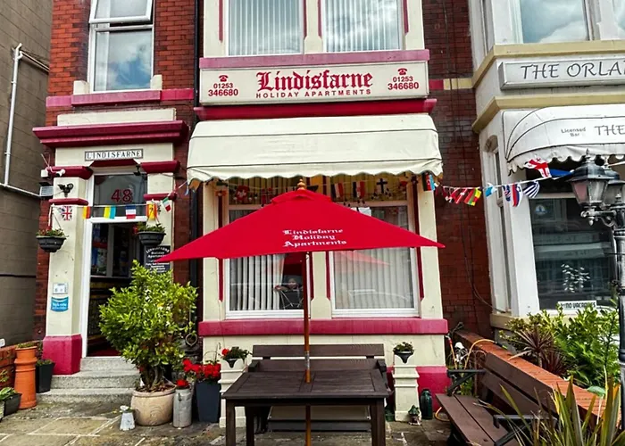 Lindisfarne Holiday Apartments - Families & Couples Only Blackpool