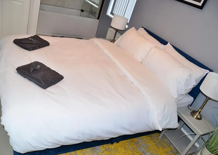 Blok 3 -Jacuzzi Suites, Apartment&Ensuite Rooms Blackpool