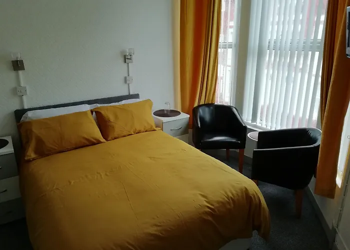 The Shining Diamond Bed and Breakfast Blackpool