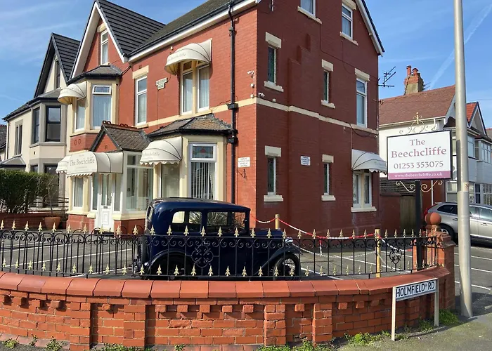 The Beechcliffe Hotel - Over 35'S Only Blackpool met golfbaan