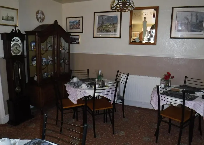 Camelot Hotel - Couples Only Blackpool