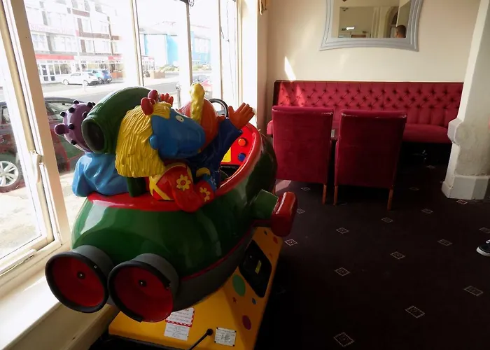 Boetiek Pleasure Hotel By The Beach. Blackpool