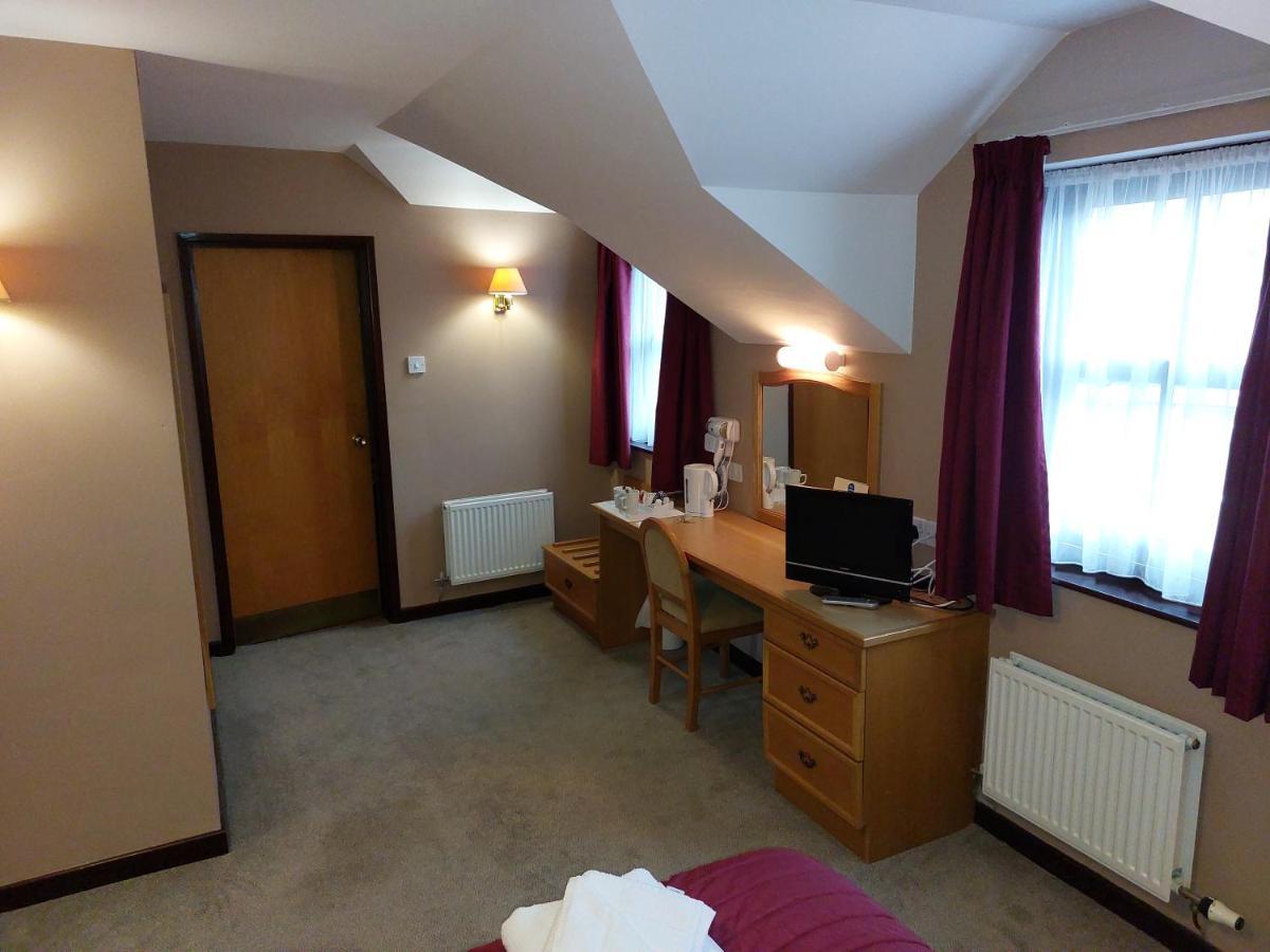 The County Lodge Carnforth: 3 star Hotel with a Minimum Price 25 ...